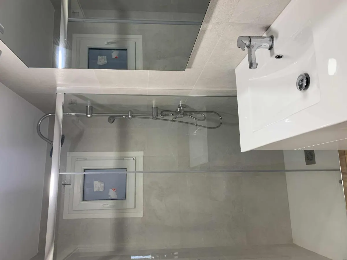 Apartment Studio De Un Solo Ambiente Con Terraza Y Piscina Y Tossa de Mar Spain
